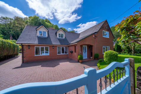 Station Road Alton Stoke-on-trent, Staffordshire, ST10 4BX