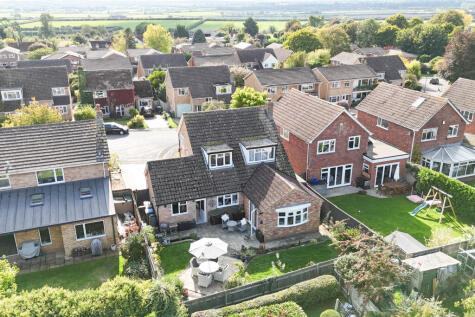 Long Crendon, Buckinghamshire, HP18