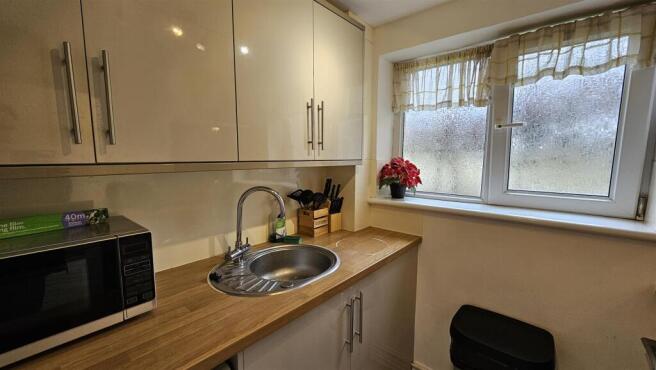 Flat 4 Kitchen