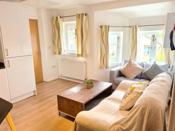 20230913_131800- living room start.jpg