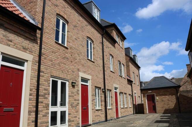 Marchant Ct external.jpg