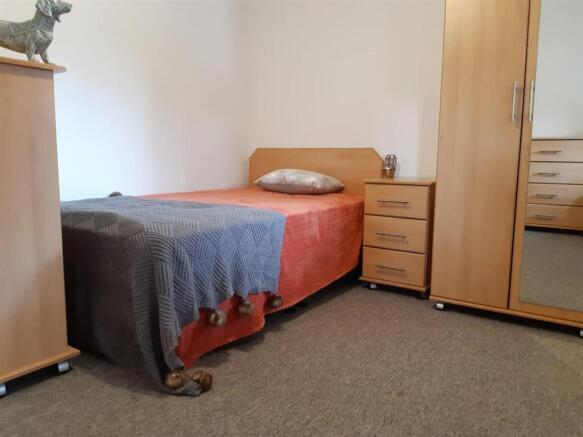 Room 1, Flat 3, The Forum