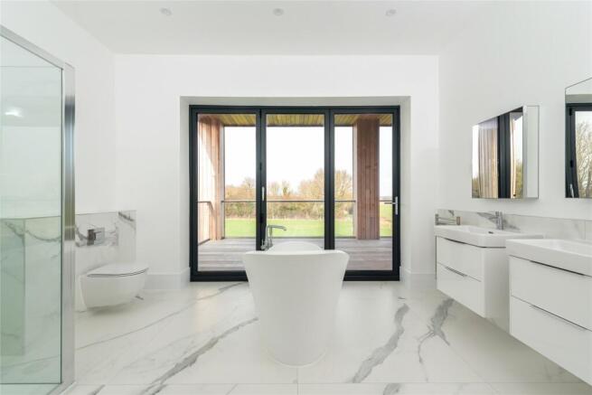 Principal Bathroom
