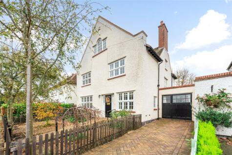 Icknield Way, Letchworth Garden City, Hertfordshire, SG6