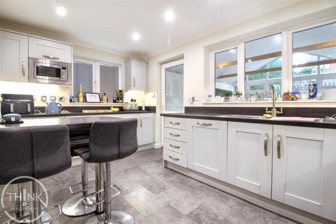 Kitchen/Breakfast Room