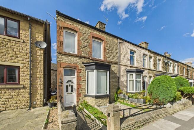 48 Lancaster Road