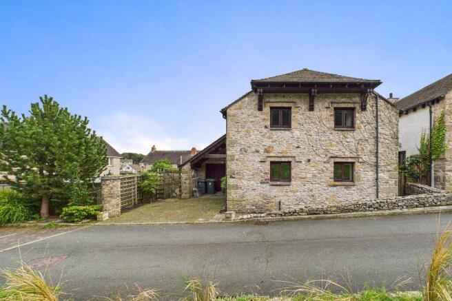 1 High Crag Court