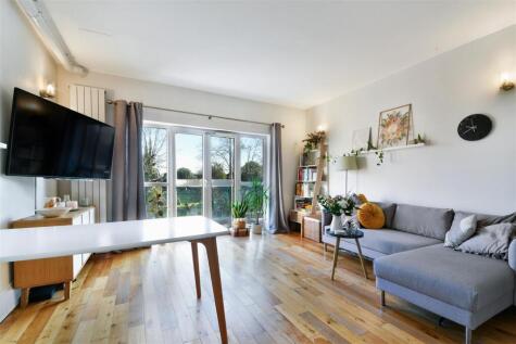 Church Road, Mitcham