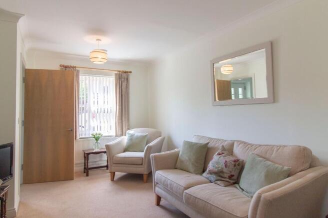 Reception room & Kitchen