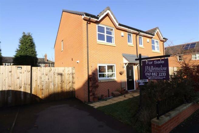 2 bedroom semi-detached house for sale in Woodpecker Road ...