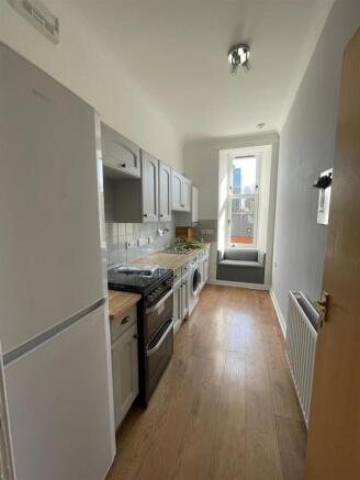 589 Dumbarton Rd (1).jpg
