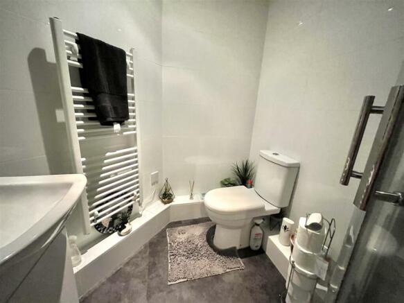 Bramleys Estate Agents - Valley Mill - Elland (1).