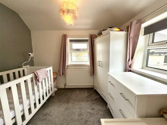 Bramleys Estate Agents - Myrtle Gardens - Halifax 