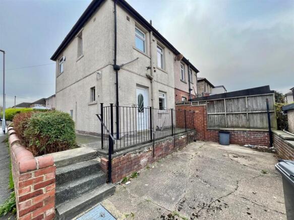 Bramleys Estate Agents - St Albans - Ainley Top (1