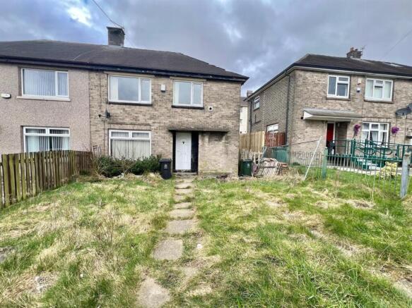 Bramleys Estate Agents - Kildare Crescent - Auctio