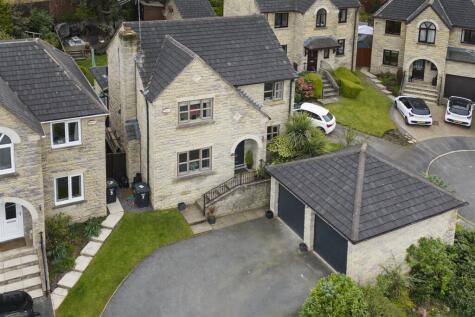 Ullswater Close, Lower Edge, Elland