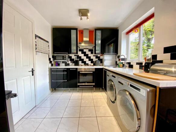 Bramleys Estate Agents - School Yard View - Halifa