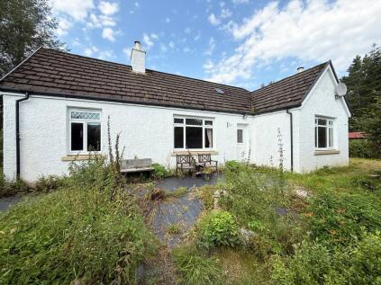4 Lower Scotstown, Strontian, PH36 4JB