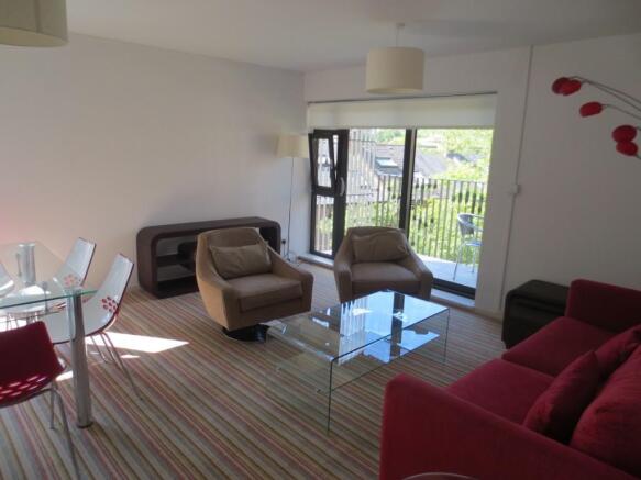 Living/dining room