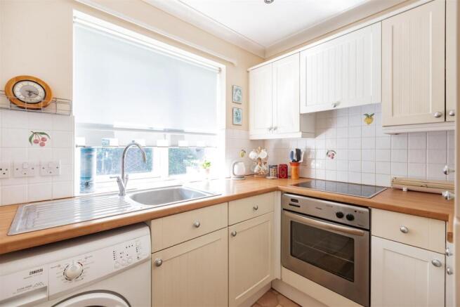 7 Fosters Mews-HR4.jpg