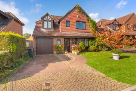 Bay Tree Close, Heathfield, TN21