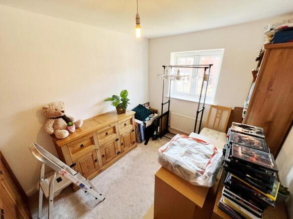 Bedroom Tow