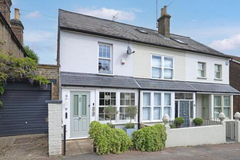 Princes Road, Buckhurst Hill, IG9