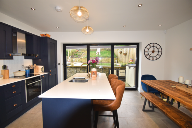 Fitted Kitchen