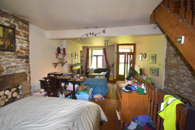 Sitting / Dining Roo