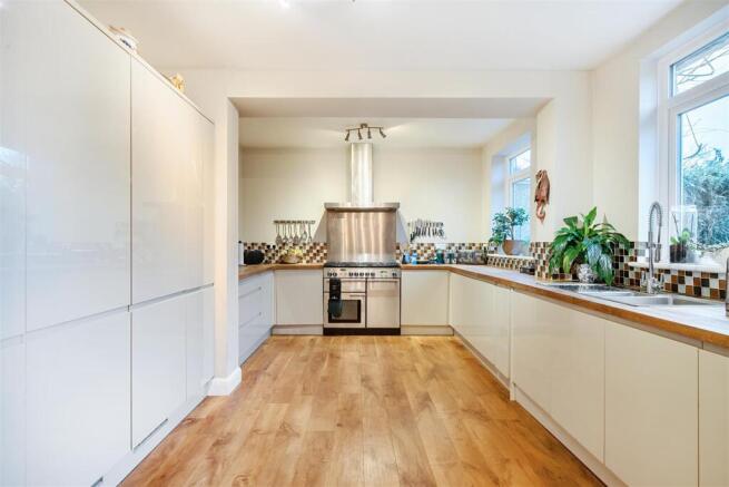 Kitchen straight on.jpg