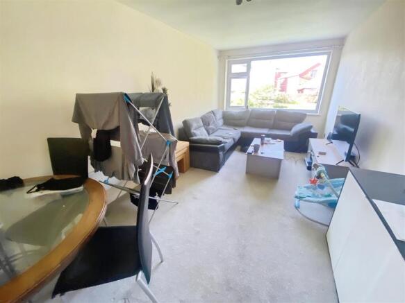 a897f269-Living 20Room.jpg