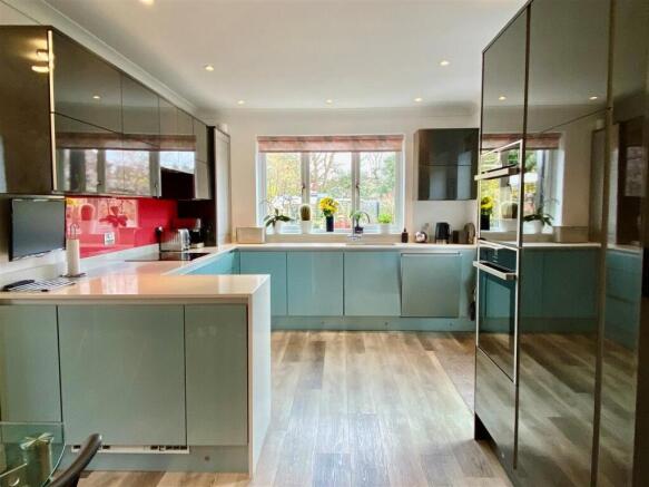 Kitchen 7.jpg