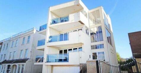 Flat 4 Robert Views, Camper Road, Southend-on-Sea, Essex, SS1 2YR