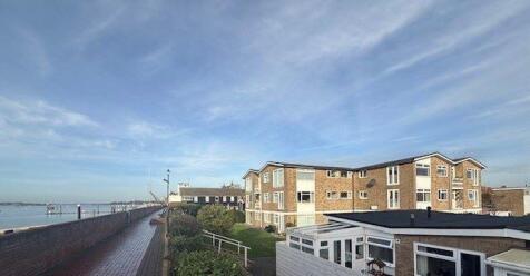 9 Belvedere Court, Burnham-on-Crouch, Essex, CM0 8AP