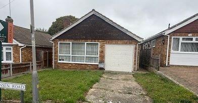 56 Nansen Road, Holland-on-Sea, Essex, CO15 5EF