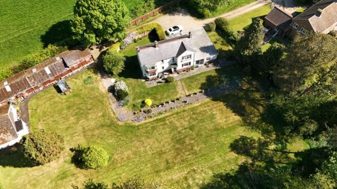 dji_fly_20250506_101912_0012_1746546222108_photo