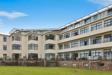 Hayes Road, Sully, Penarth