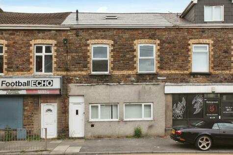 Maesteg - 2 bedroom flat for sale