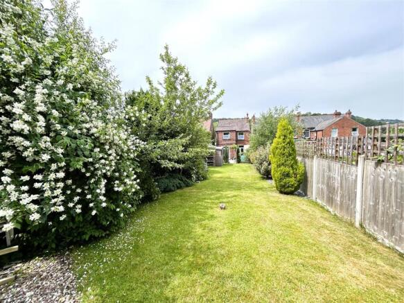 distant rear aspect.JPG