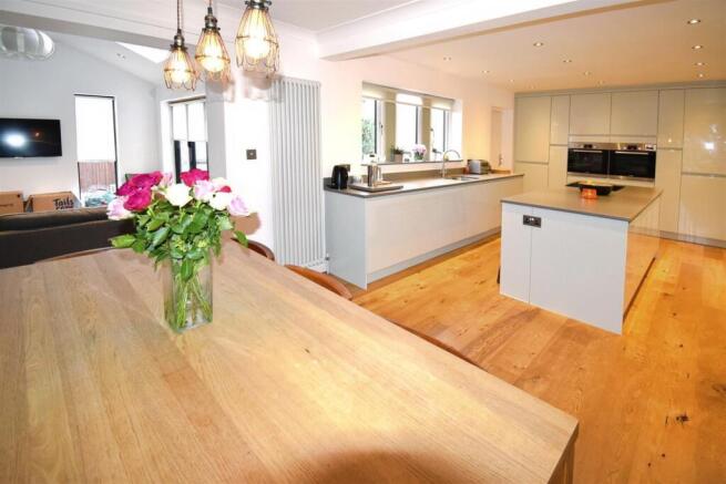 Dining Kitchen