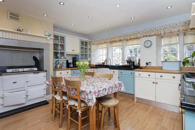 Dining Kitchen