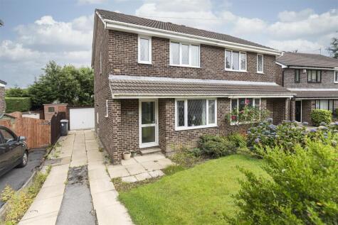 Birkdale Avenue, Lindley, Huddersfield