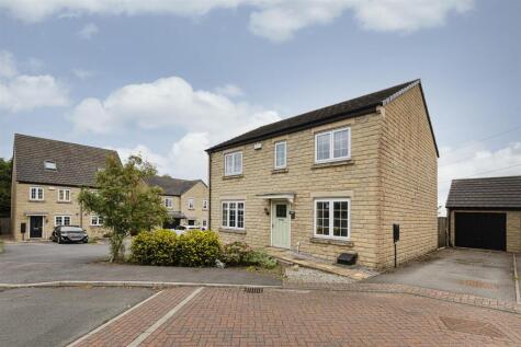 Stirling Wood Close, Lindley, Huddersfield