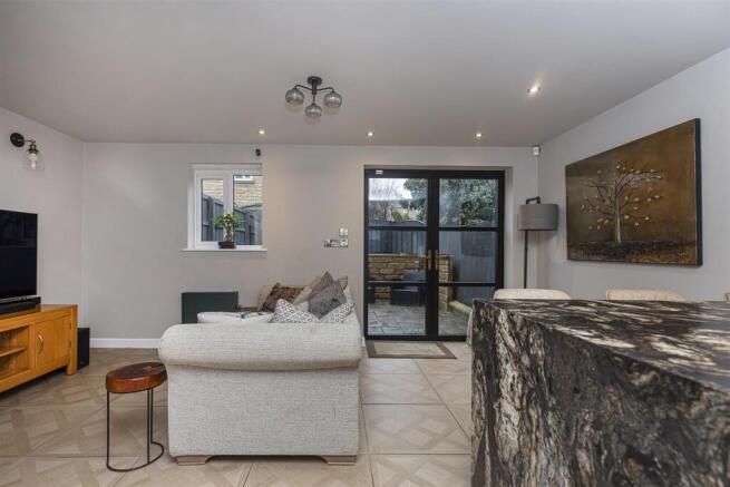 Living/Dining Kitchen