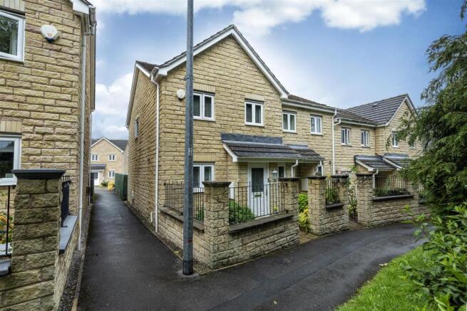 3 bedroom end of terrace house for sale in Holly Bank Road ...