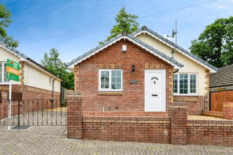 Perth Y Dion, Resolven, Neath