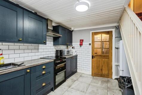 Heol Twrch, Lower Cwmtwrch, Swansea