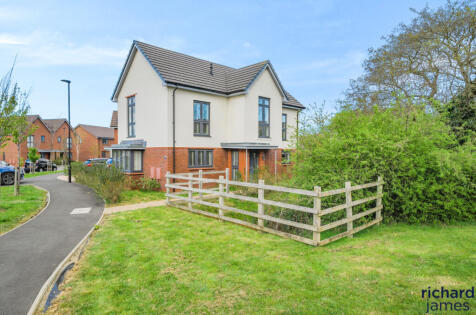 Eastlake, Tadpole Garden Village, Swindon, SN25