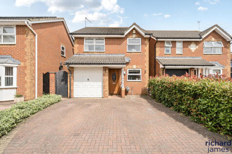 Darius Way, Swindon, SN25