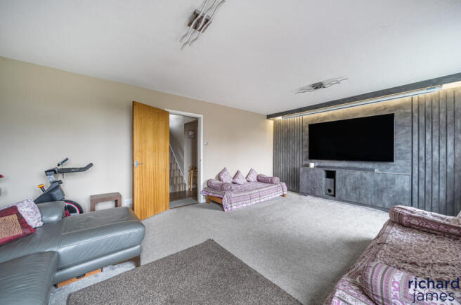 5b7e77866c654232ab8e79a1cf67937c